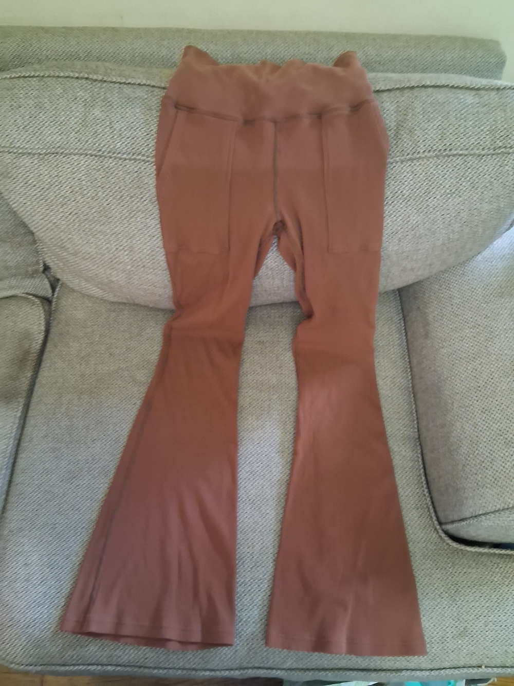Offline By Aerie Ribbed Pocket Flare Leggings Size Medium